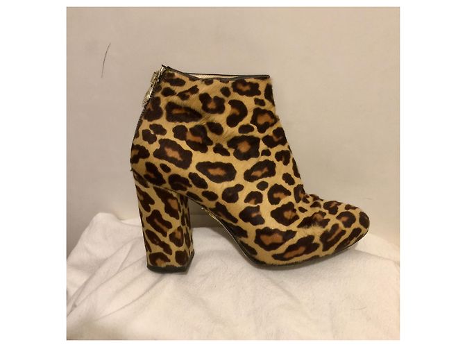 Charlotte Olympia Botines de piel de potro con estampado de leopardo Castaño Beige - vista 5