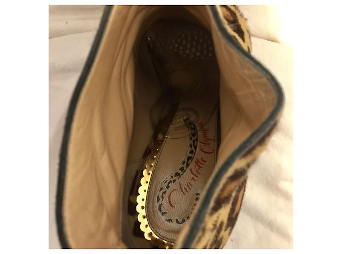 Charlotte Olympia Botines de piel de potro con estampado de leopardo Castaño Beige - vista 9