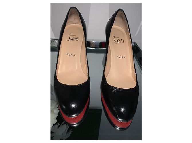 Décolleté Christian Louboutin in pelle nera 38 - vista 5