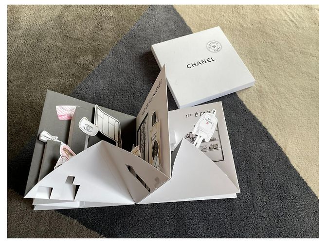 Chanel Modelo 3D 19 Cambon Blanco - vista 4