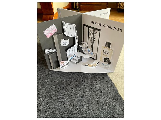 Chanel Modelo 3D 19 Cambon Blanco - vista 7