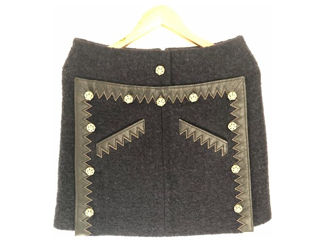 Completo Gonna e Giacca Chanel in Tweed Ecru e Nero D'oro Blu navy - vista 10
