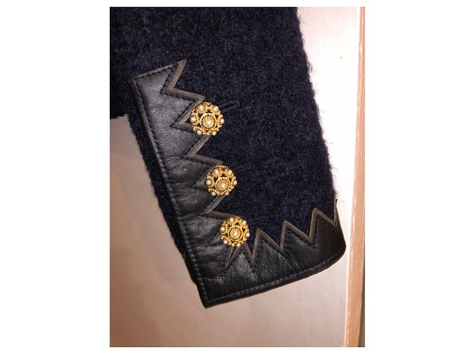 Completo Gonna e Giacca Chanel in Tweed Ecru e Nero D'oro Blu navy - vista 20