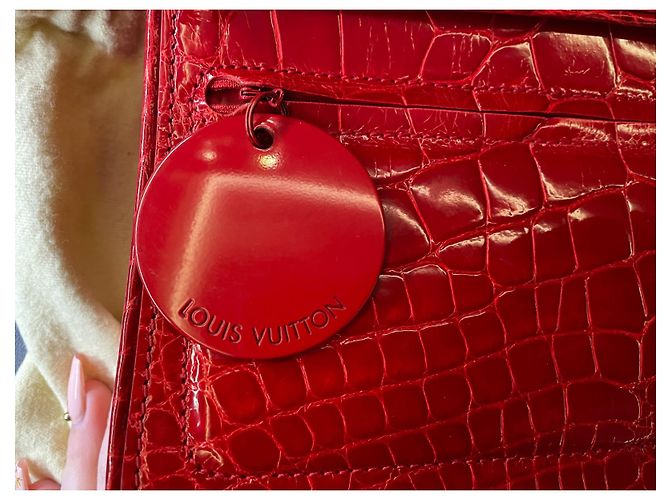 Borsa Louis Vuitton in pelle di alligatore rossa Rosso - vista 13