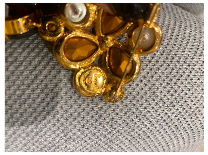 Chanel Gripoix Castaño Dorado - vista 3