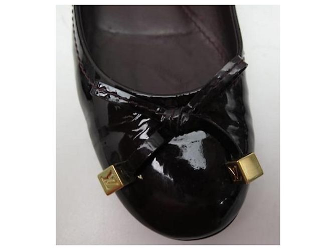 Louis Vuitton Ballerinas Debbie Dark Red Patent Leather Shoes 38.5 - vista 8