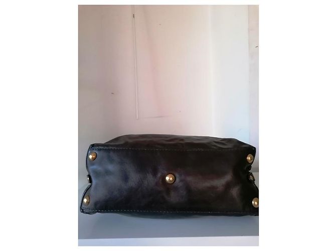 Borsa Gucci in pelle di agnello cioccolato borchiata oro - vista 5