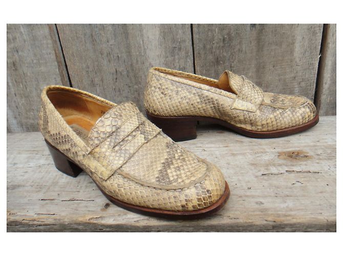 python derbies Sartore p 35 Bege - vista 2