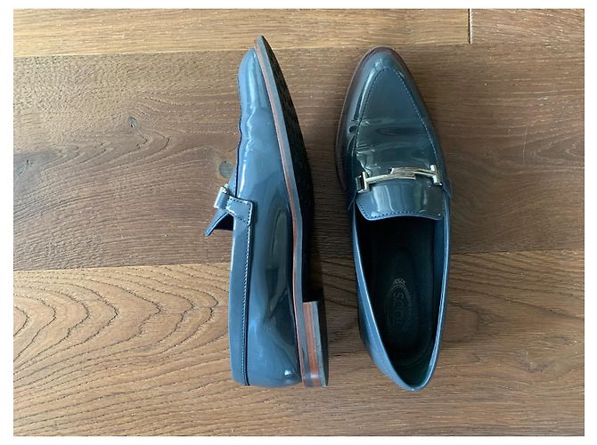Tod's Mocassino business in pelle brevettata Blu - vista 2