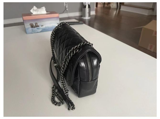 Timeless Chanel mittelgroße flache Tasche, saisonal Schwarz - Ansicht 2