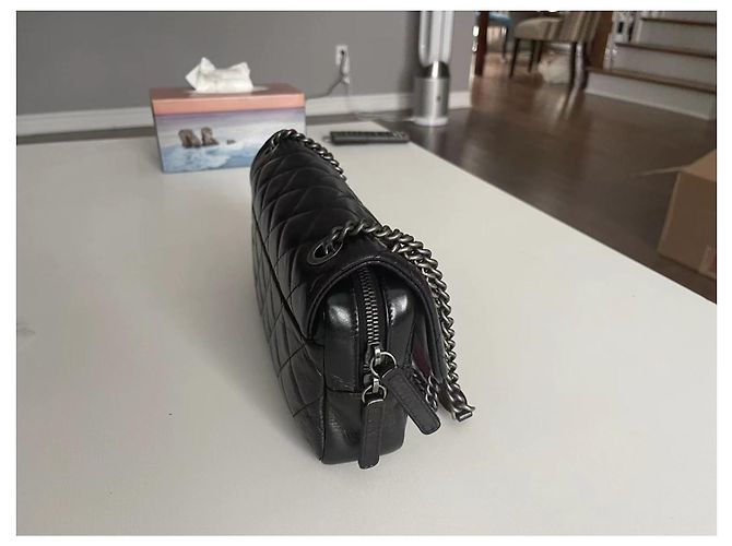 Timeless Chanel mittelgroße flache Tasche, saisonal Schwarz - Ansicht 4