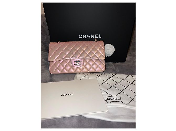 2.55 Sac Chanel Piel de ternera irisada y metal plateado Rosa - vista 2