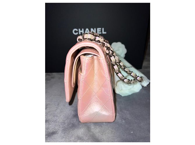 2.55 Sac Chanel Piel de ternera irisada y metal plateado Rosa - vista 7