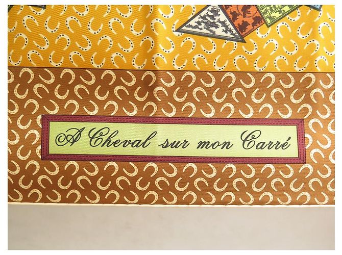 Hermès NUOVA SCIARPA CHEVAL HERMES SU MON CARRE 90 SILK BAR BOX SCIARPA IN SETA NOVITÀ Giallo - vista 3