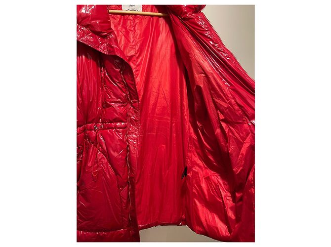 Autre Marque Rote Oversized Pufferjacke aus Vinyl - Ansicht 14