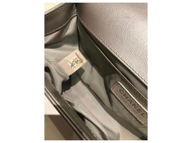 Chanel Boy Bag in pelle caviar grigia Grigio - vista 11