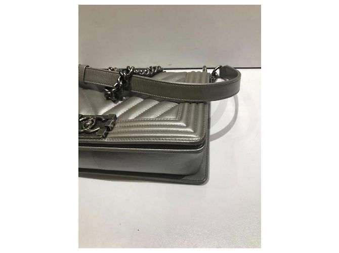 Chanel Boy Bag in pelle caviar grigia Grigio - vista 8