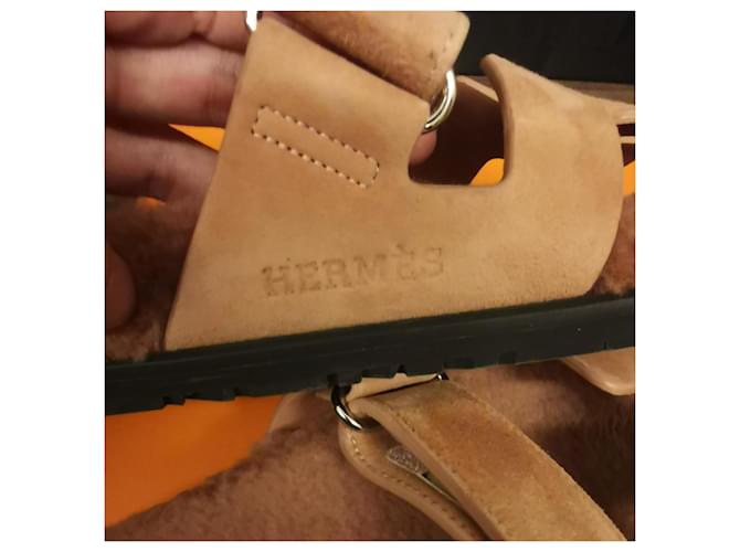 Hermès Sandali Hermes Chypre EU37.5 Beige - vista 5
