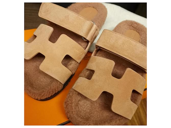 Hermès Sandali Hermes Chypre EU37.5 Beige - vista 6