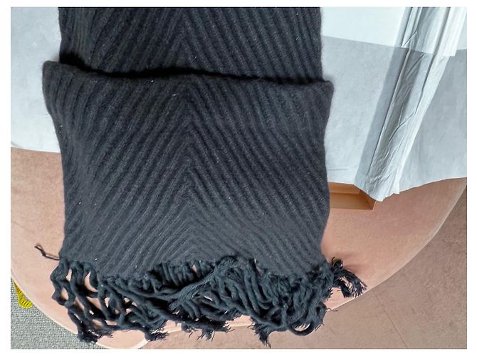 Louis Vuitton Schal Schwarz aus Wolle und Kaschmir - Ansicht 9