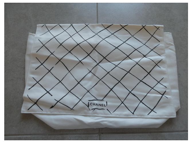 empty chanel box for handbag with its dustbag Black - view 3