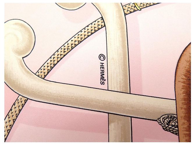 Hermès BUFANDA HERMES CANNES Y POMMEAUX F. DE LA PERRIERE CON BUFANDA DE SEDA DE SEDA ROSA - vista 4