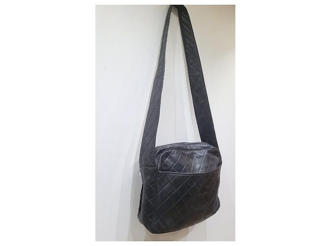 Bolso bandolera Chanel vintage negro - vista 11