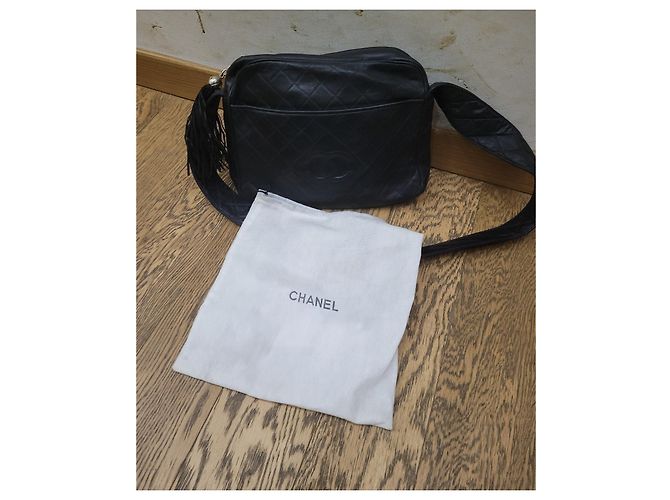 Bolso bandolera Chanel vintage negro - vista 3