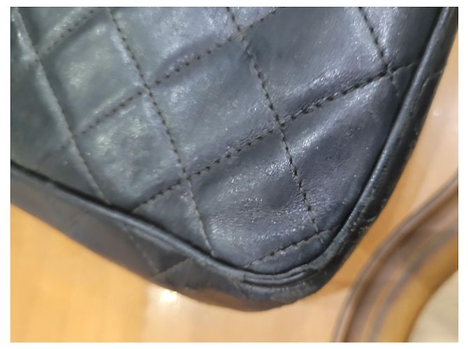 Bolso bandolera Chanel vintage negro - vista 6