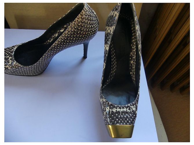 Alexander McQueen Python Pumps Black White - view 4