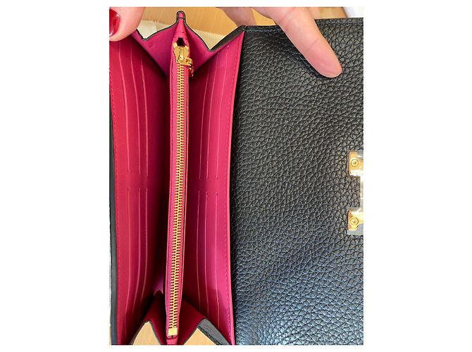 Capucines Louis Vuitton Purses, wallets, cases Black - view 9