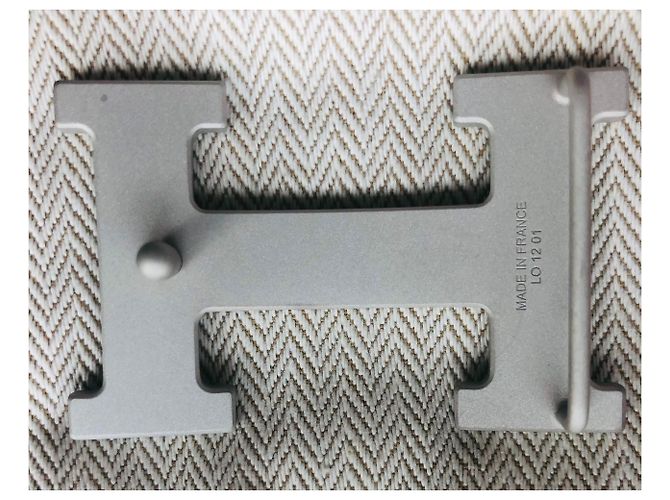 Constance Fibbia Hermès modello H 5382 Grigio - vista 9