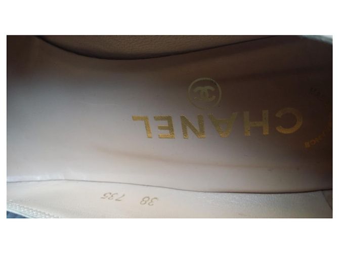 Chanel Lederpumps Eggshell 38 Aus weiß - Ansicht 3