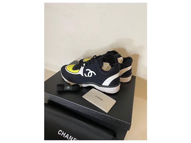Chanel Sneakers Uomo Nero / Giallo . taille 41 . - vista 2