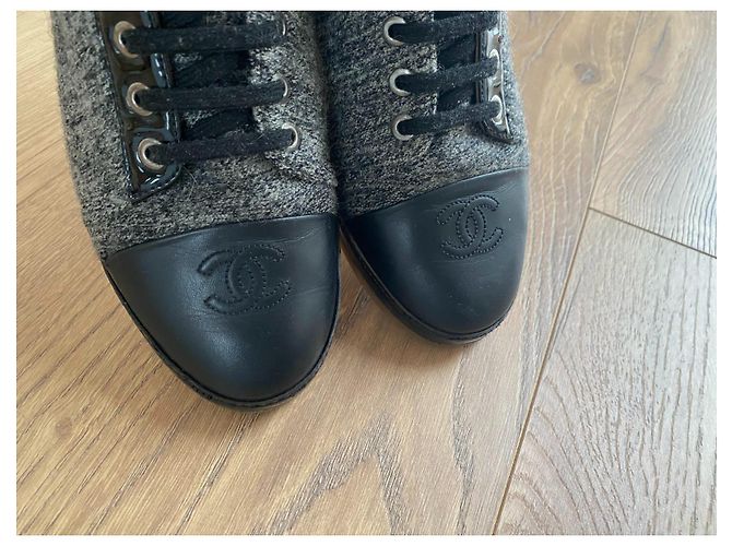 Botas Chanel de tweed e couro cinza 37.5 - vista 5