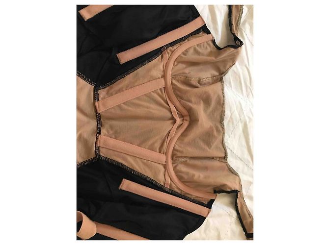 Agent Provocateur Willow Cocktailkleid aus schwarzer Spitze Größe 3 - Ansicht 6