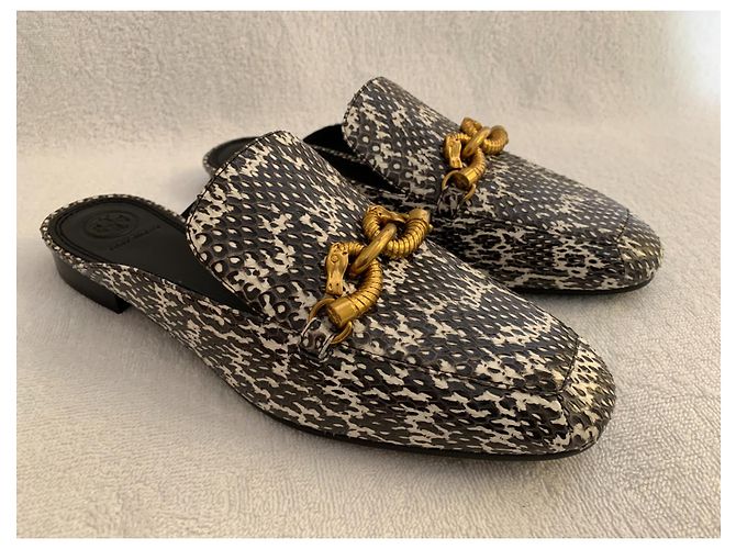 Tory Burch Mules in pelle di serpente - vista 4