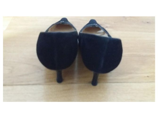 Escarpins Chanel en velours noir taille 38 - vue 3