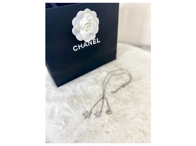Stupenda collana con stella Chanel CC con strass Argento - vista 6