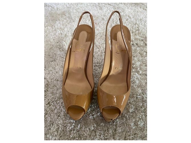 Sandali Christian Louboutin Toe Platform Beige Vernice - vista 7