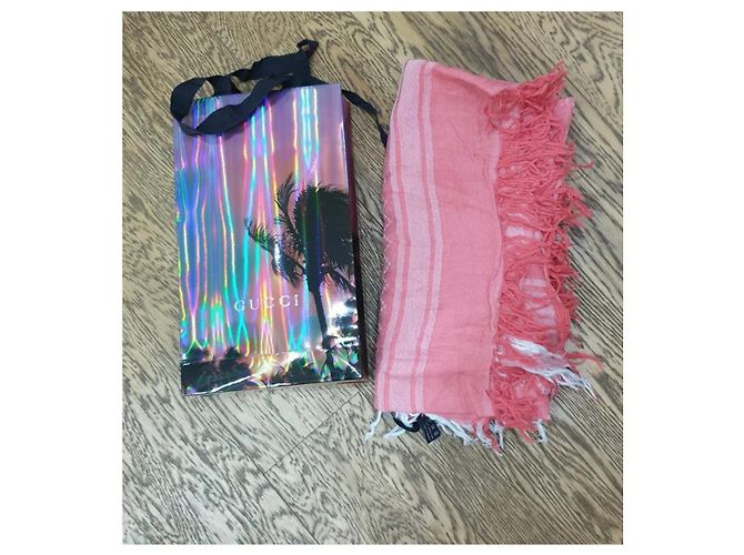 Gucci sciarpa carré pashmina rosa - vista 8