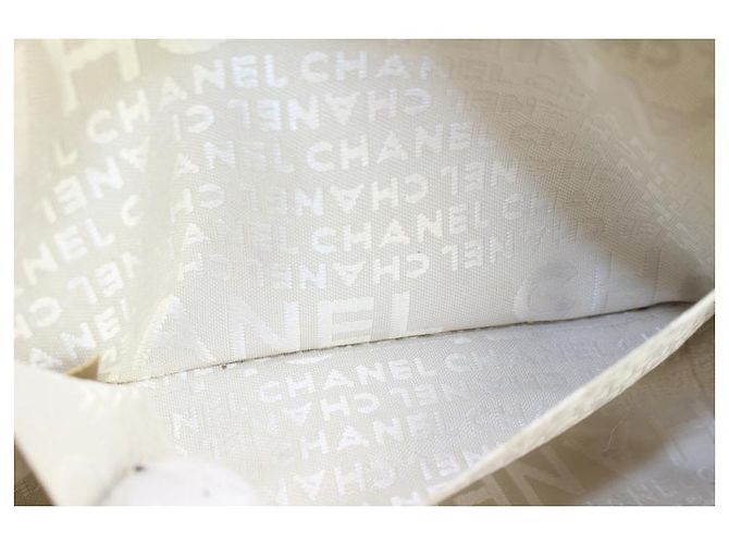 Chanel Neceser Cambon acolchado dorado - vista 3