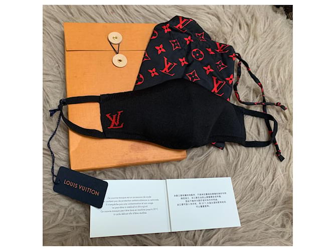 Louis Vuitton Regali VIP Nero - vista 2