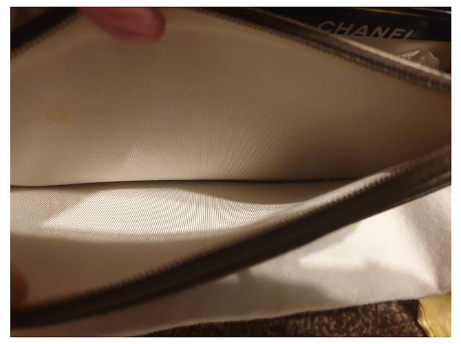 Chanel Wallet on Chain Chocolate Leather - view 10