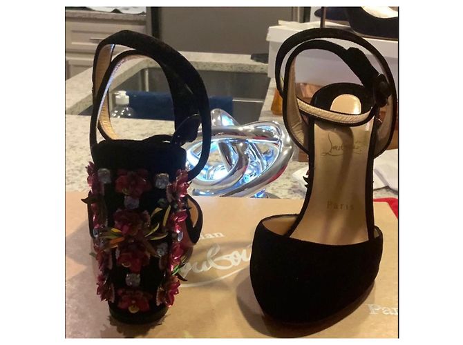 Christian Louboutin Madonaflor 100 Pumps Schwarzer Samt - Ansicht 3
