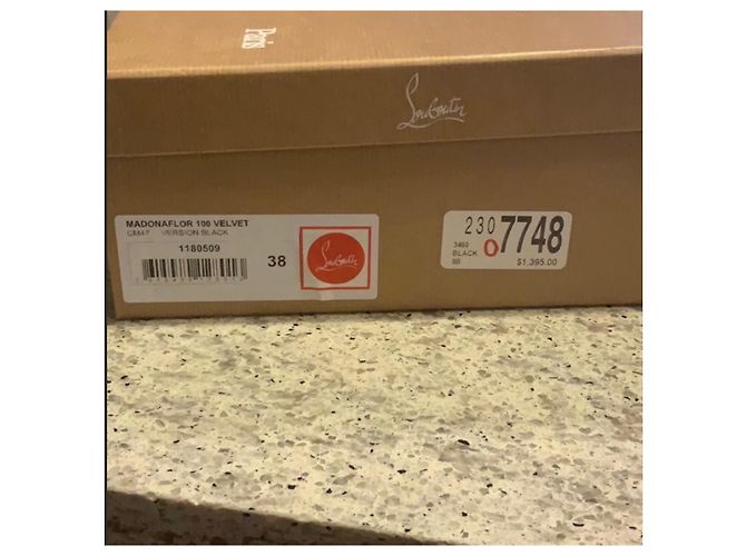 Christian Louboutin Madonaflor 100 Pumps Schwarzer Samt - Ansicht 4
