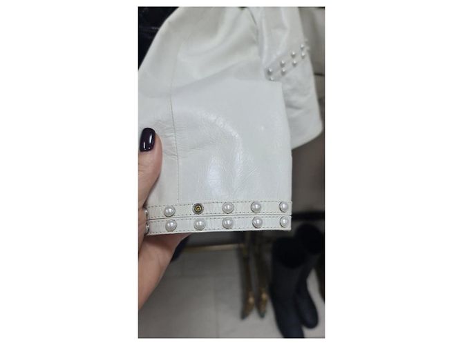 Chanel lined Breasted Ecru Leather jacket White - view 6