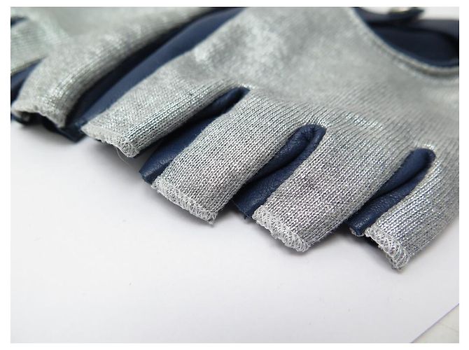 NUOVI GUANTI CHANEL T GLOVES8 IN PELLE BLU E CASHMERE GRIGIO + PORTAGUANTI - vista 2