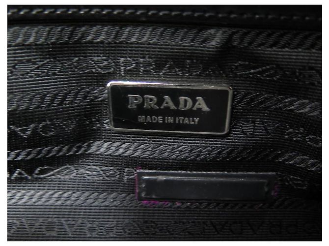 PRADA BORSA A SPALLA IN TELA DI NYLON NERA BORSA A MANO NERA - vista 16