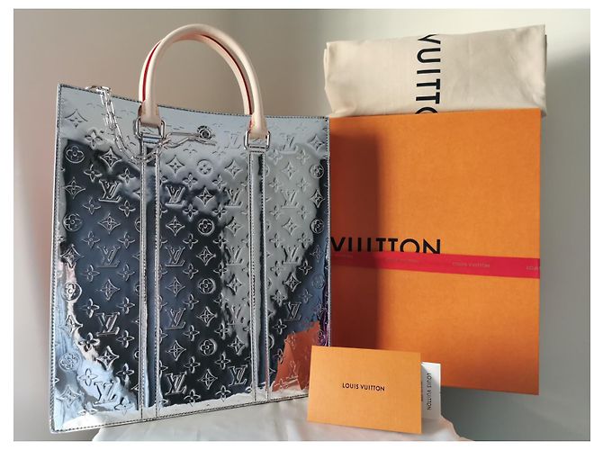 Louis Vuitton Specchio portapiatti (sotto Virgilio Abloh) Argento - vista 12